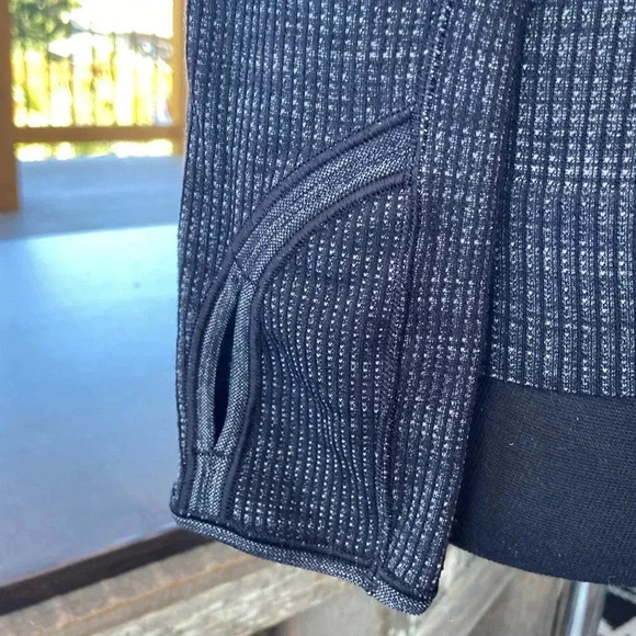 *NWOT * Lululemon  | Swiftly Wool Pullover - Picture 10 of 12